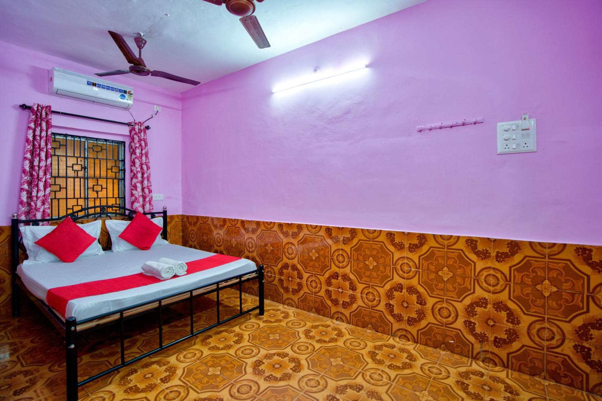Matias Guest House Calangute Bagian luar foto